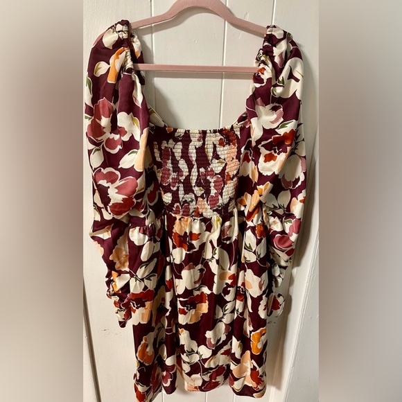 ELOQUII Elements Women's Plus Size Ruched Sleeve Mini Dress - Picture 7 of 7